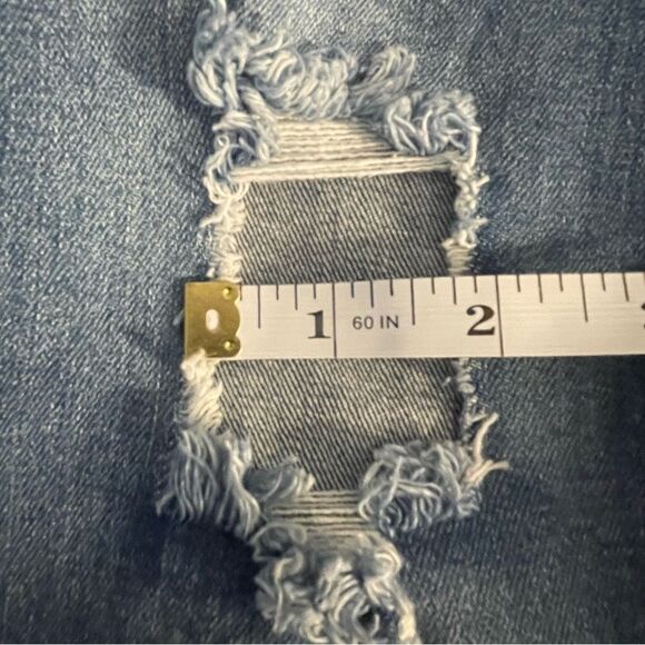 👖- DENIM BLVD Size 13 Distressed/ripped mid-rise / Girlfriend Jeans - Picture 14 of 15